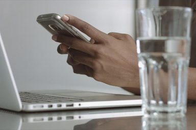 Dijital Detoks Nedir? Teknolojiyle Daha Dengeli Bir İlişki Kurma Rehberi