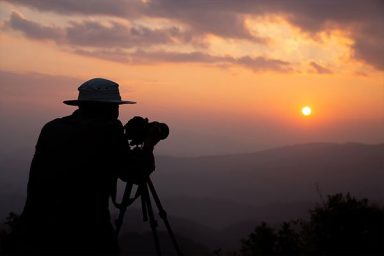 Gece Fotoğrafçılığı Nasıl Yapılır? Düşük Işıkta Net ve Etkileyici Fotoğraf Çekme Teknikleri