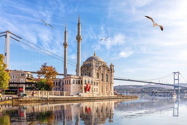Şehirlerde Gezilecek Yerler: Tarihi Mekânlar, Doğal Güzellikler, Kültür ve Şehir Deneyimleri